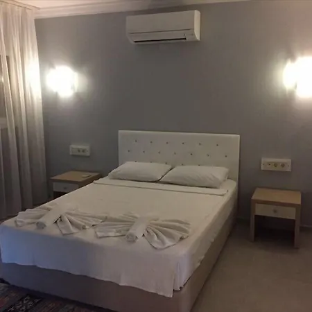 Hotel Pine Boutique 2*